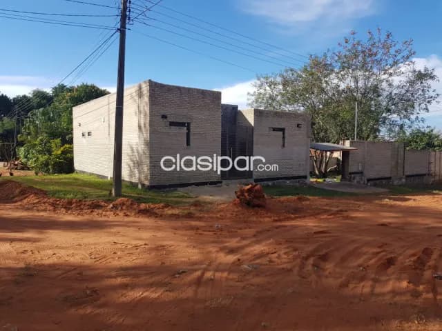 Hermosa Casa Residencial ubicada en Luque a 150 metros de la avenida Las Residentas — foto 5