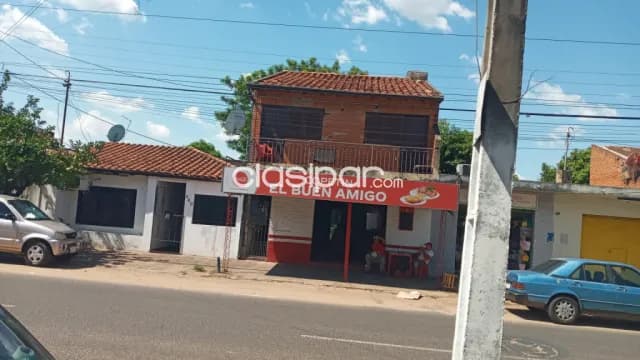 Atención inversionistas. Vendo casa / propiedad comercial sobre asfalto en Luque centro, foto 2