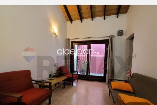 Ofertaa casa s/gaudioso nuñez 3hab. Area de serv.bo.mburicao a 200 mtrs col.inmacule