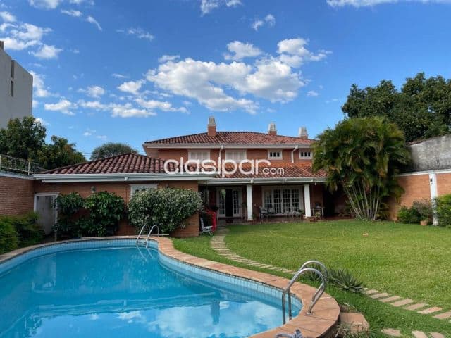 Nuevo Precio Vendo Residencia En Barrio Mcal Estigarribia — foto 1
