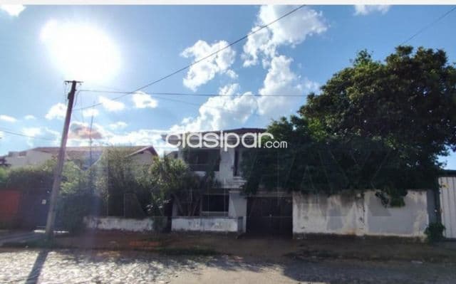 Terreno c/construcción bo.tembetary s/cap.zeballos paralelo a rca.arg.pasos cuadrita