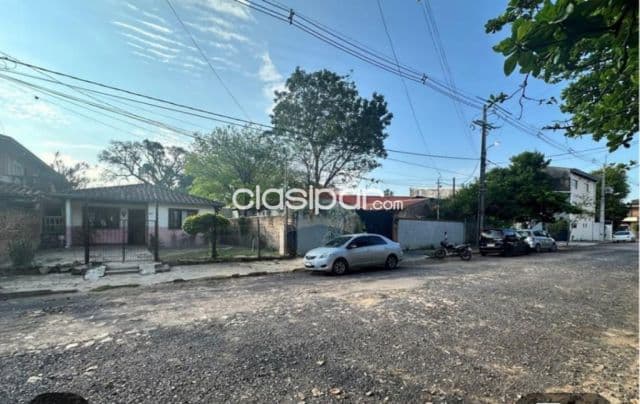 Terreno 500 m2 c/construcción a demoler o refaccionar bo.virgen de fatima zona m.lop