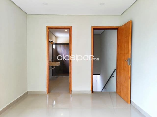 Duplex en marambure Luque cod 6087