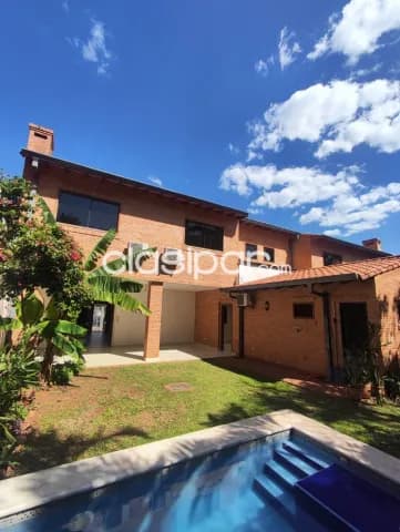 Bo mcal. Estigarribia: Impecable duplex en alquiler, 3 suites, jardín, piscina — foto 3