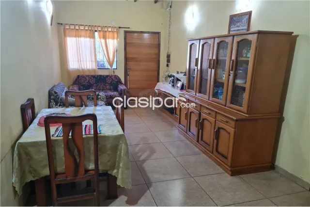 chalet de 2 dormitorios en Fernando de la Mora Zona Sur, foto 4