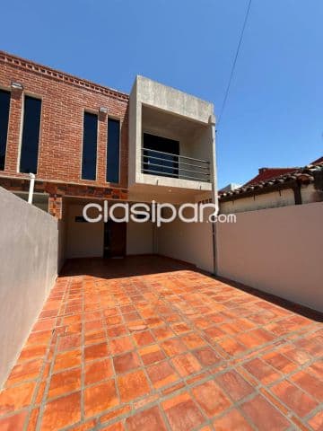 Hermoso dúplex de 3 dormitorios en zona campus una, San Lorenzo - bo. Capellania