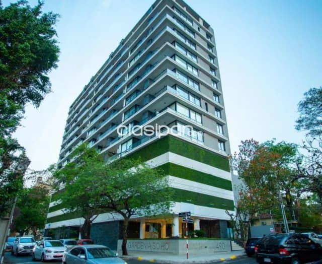 Amplio departamento de 3 dormitorios en barrio Las Mercedes — foto 2
