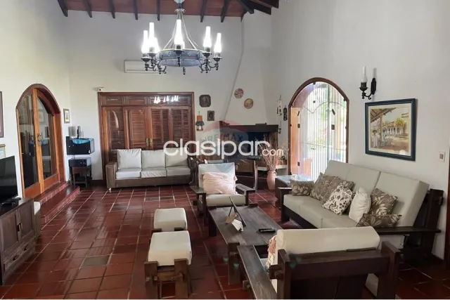Residencia - Venta - San Bernardino, Paraguay 1,250,000 $, foto 3