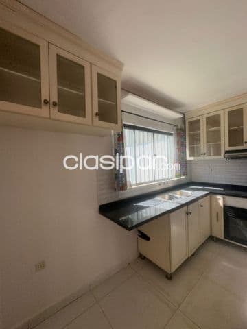 Chalet en laurelty, Luque cod 3247