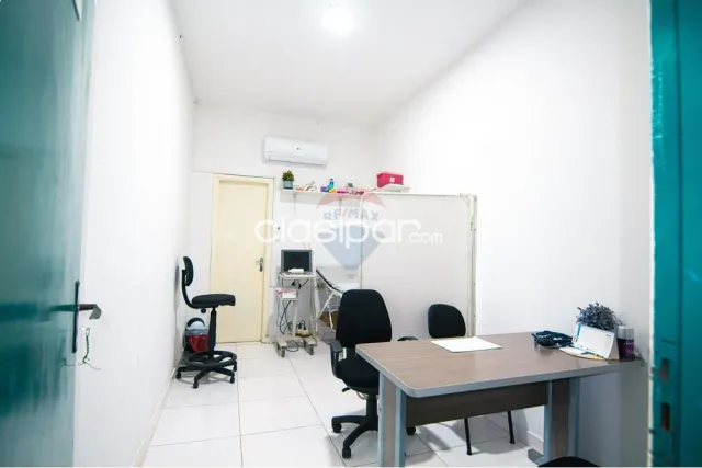 Sanatorio funcionado en el centro cnel.oviedo totalmente equipado y equipo medico — foto 5