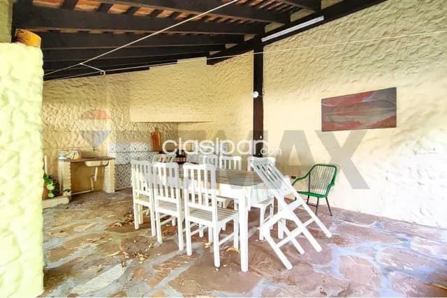 Casa 1 planta 3 hab.area de servicio,piscina s/felix bogado-bo.san vicente-asuncion, foto 2