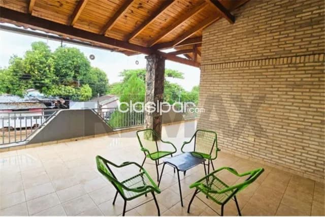 amplia residencia familiar en San Lorenzo, Calleí zona UNA, foto 5