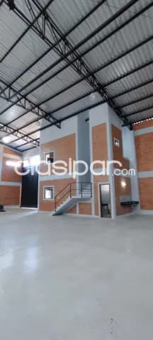 Depósito de 700 M2 En Mariano Roque Alonso Vendo o Alquilo, foto 5