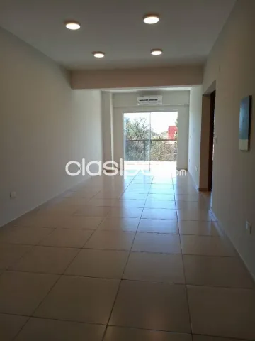 Hermoso departamento de 2 dormitorios en el centro de San Lorenzo, barrio San José — foto 3
