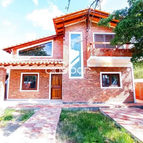 Casa de 2 dormitorios en Limpio zona Abasto Norte y Surubii a 3 cuadras de la ruta — foto 2