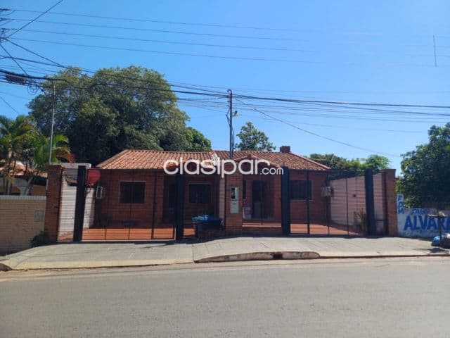 2 Chalets de 2 dormitorios en Fernando de la Mora zona Sur a una cuadra de 11 de set