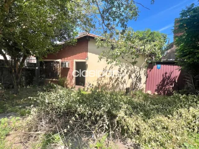 En Venta Terreno para Showroom Calle Julio Correa - Barrio Mburucuya - V237 — foto 3