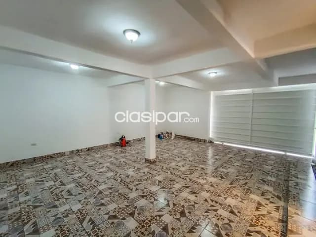Casa de 4 dormitorios con piscina en Lambare zona Yacht barrio Mbachio Altos del Gol, foto 3