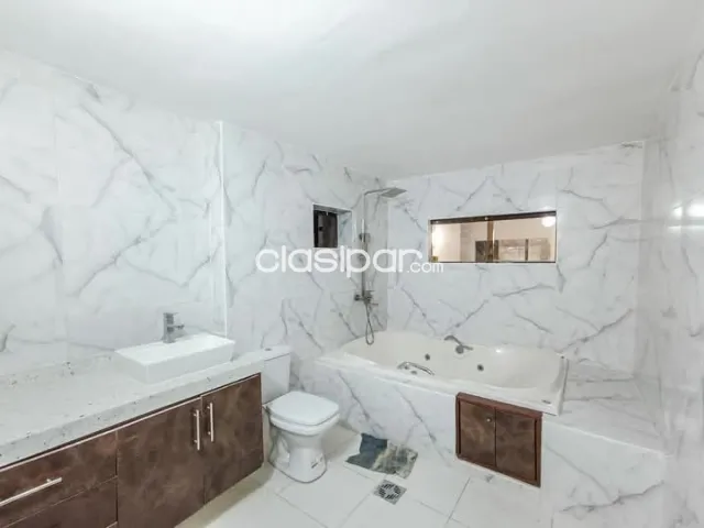 Casa de 4 dormitorios con piscina en Lambare zona Yacht barrio Mbachio Altos del Gol, foto 5