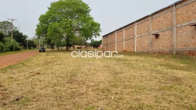 En Alquiler Terreno en Esquina de 1820 m2 en Itagua A357, foto 2