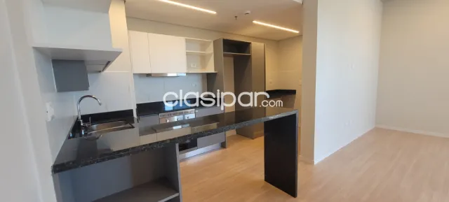 En venta departamento de 2 dormitorios en zona Shopping del Sol, foto 2
