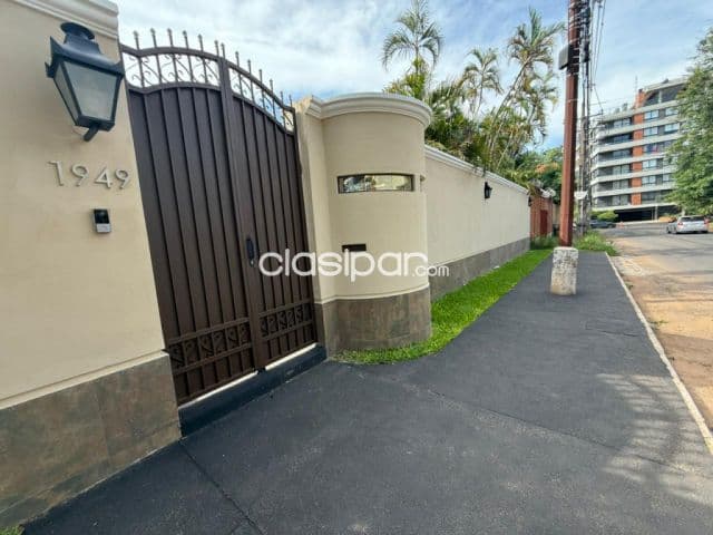 Residencia en alquiler a minutos del paseo la galeria