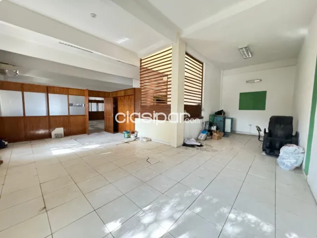 edificio de 4 pisos -barrio Petirossi — foto 2