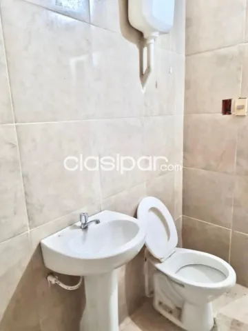 En Venta Depósito en Limpio V138, foto 4