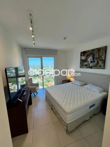 En alquiler exclusivo departamento totalmente amoblado de 3 habitaciones — foto 3