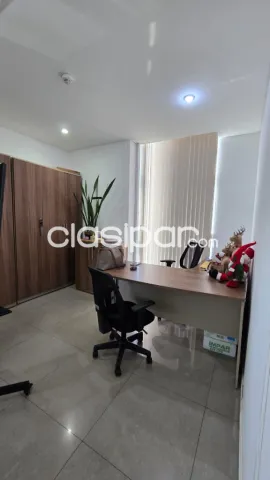 edificio de 4 pisos para oficina en el centro, foto 4
