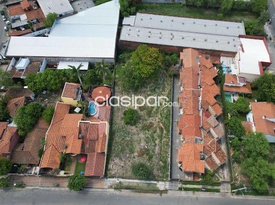 Amplio terreno en barrio san jorge