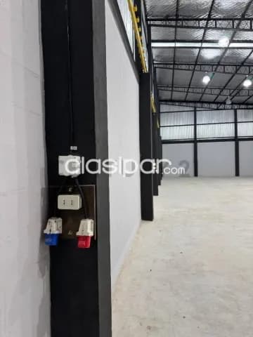 Deposito a estrenar en Mariano Roque Alonso — foto 5