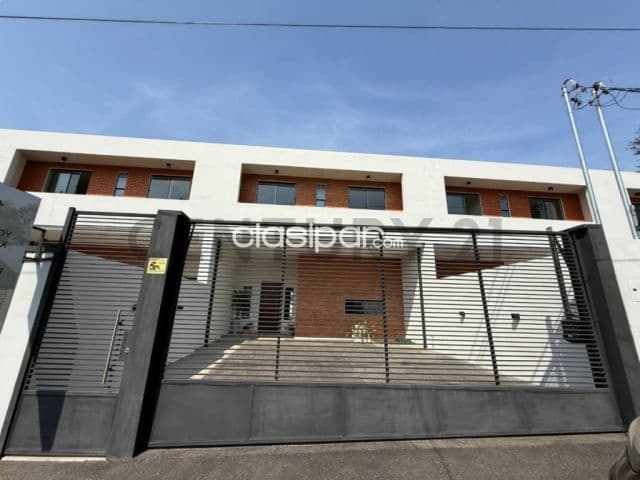 En venta duplex de 3 dormitorios zona loma merlo