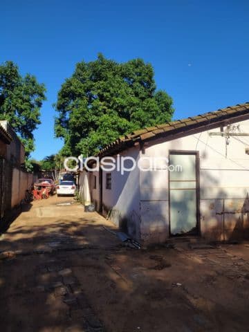 Terreno con casa en Fernando de la Mora zona sur cod 5750