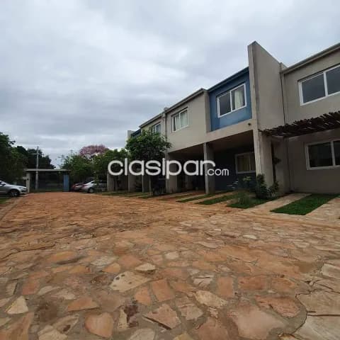 o Vendo Duplex de 3 dormitorios en condominio de barrio Primavera de Luque — foto 2