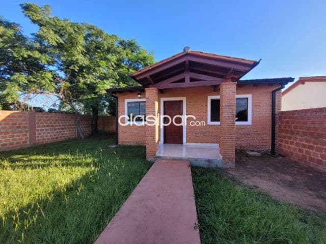 Casa de 2 dormitorios A ESTERNAR en Ypane zona Club Ytororo y Liceo Militar