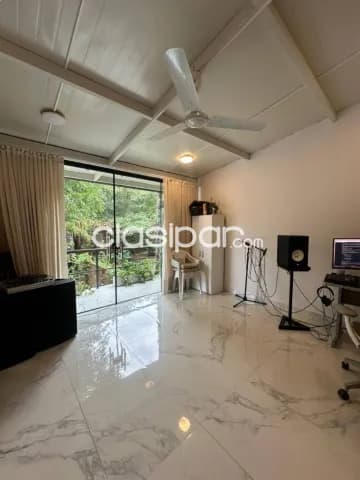 Casa amoblada con 4 dormitorios en suite en San Bernardino — foto 2