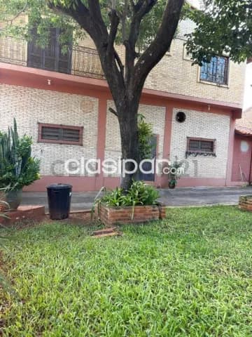 Casa de 2 plantas en 3er barrio, Luque — foto 2