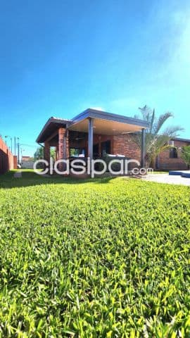 Casa en puerta del lago