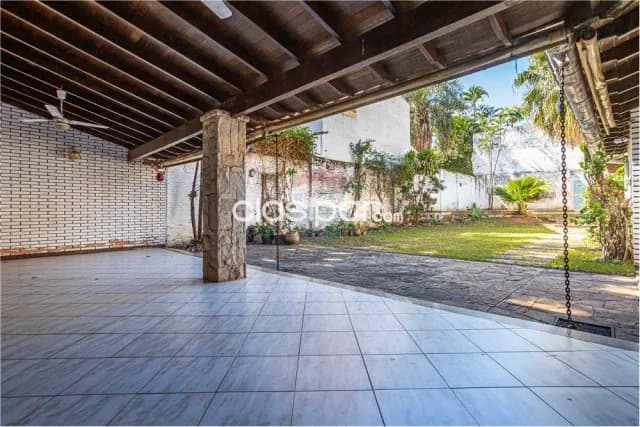 Casa de 7 dormitorios - Venta - Los Laureles, Paraguay, foto 3