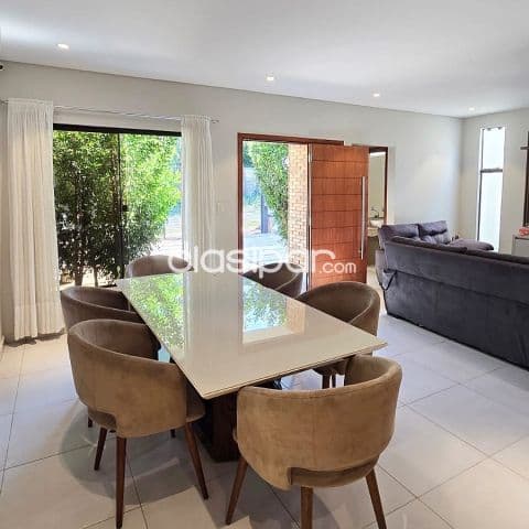 casa de 3 dormitorios en barrio cerrado zona aeropuerto, foto 1
