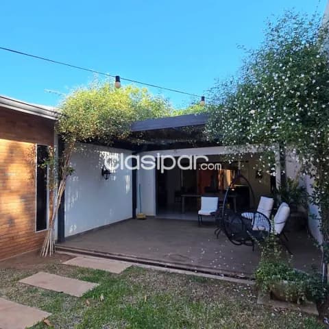 casa de 3 dormitorios en barrio cerrado zona aeropuerto, foto 3