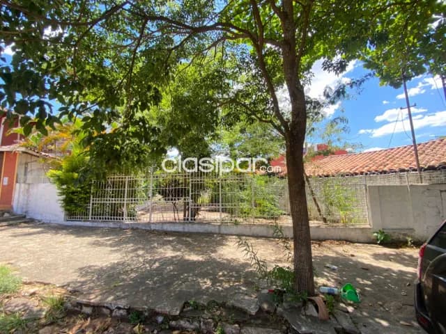 Oportunidad en barrio villa cerro corá - Lambaré amplio terreno en venta — foto 3