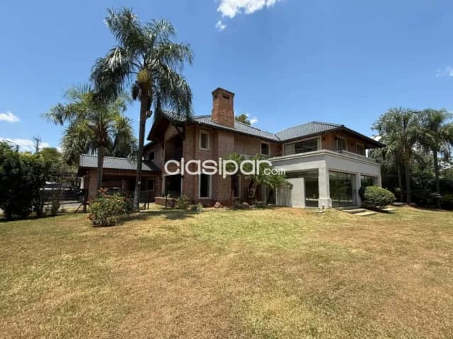 En Alquiler Exclusiva Residencia Barrio Cerrado Montesol en Luque — foto 2