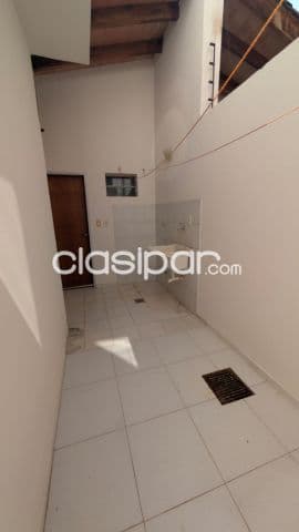Duplex en asuncion, barrio hipodromo cod 6001