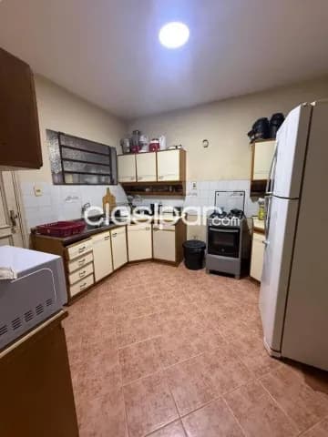 Amplia casa a demoler o refaccionar, barrio mburucuyá, foto 5