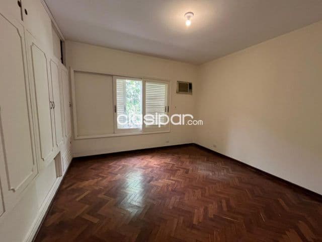 Residencia en asuncion, barrio Las Mercedes cod 3591, foto 1