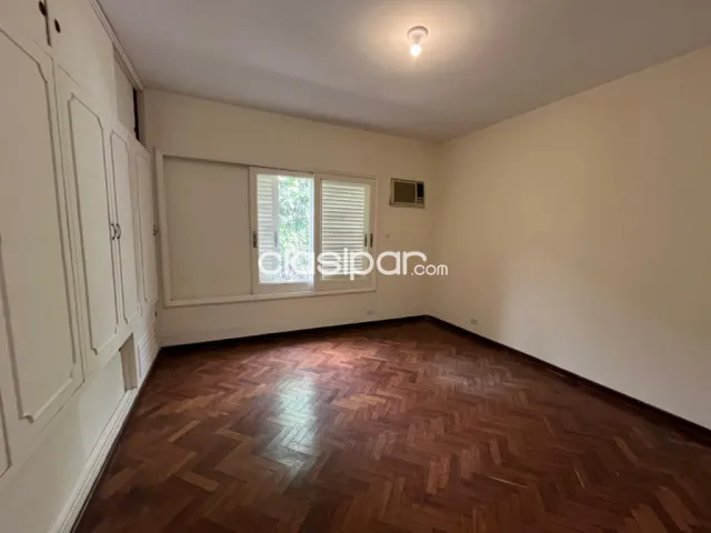 Residencia en asuncion, barrio Las Mercedes cod 3591, foto 2