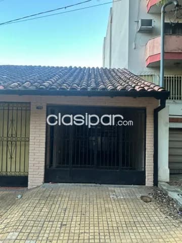 Sajonia, prox. Cristo rey: Chalet p/ inversion, 210 m2, 3 dormit, amplios ambientes, 2 gar, foto 2