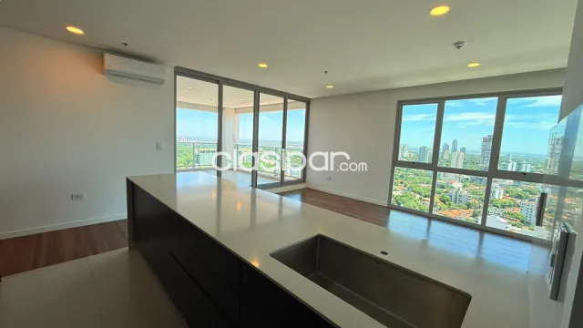 Semipenthouse en home palace tower, foto 2